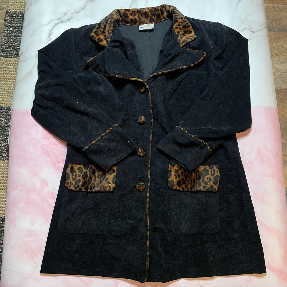 Vintage cheetah print coat